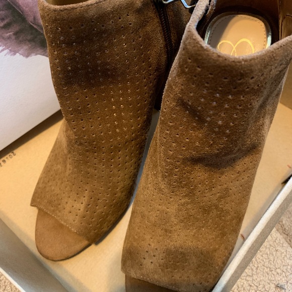 New Jessica Simpson Boots - Picture 7 of 8